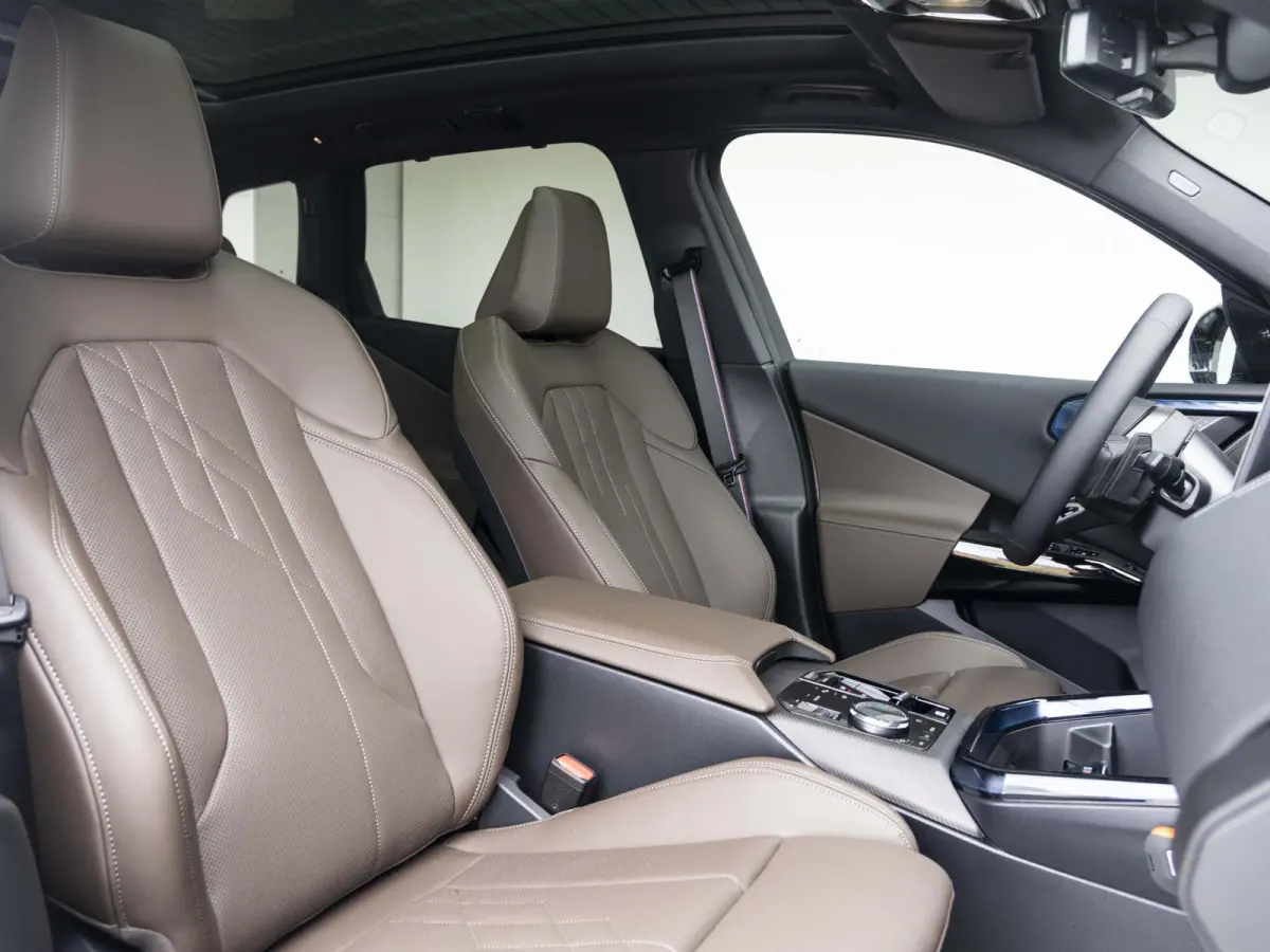 xDrive30e | M Sportpakket Pro | Premium Pack | Comfort Access | Driving Assistant Professional | Harman Kardon | Panoramadak | Stuurwielrand Verwarmd | Trekhaak