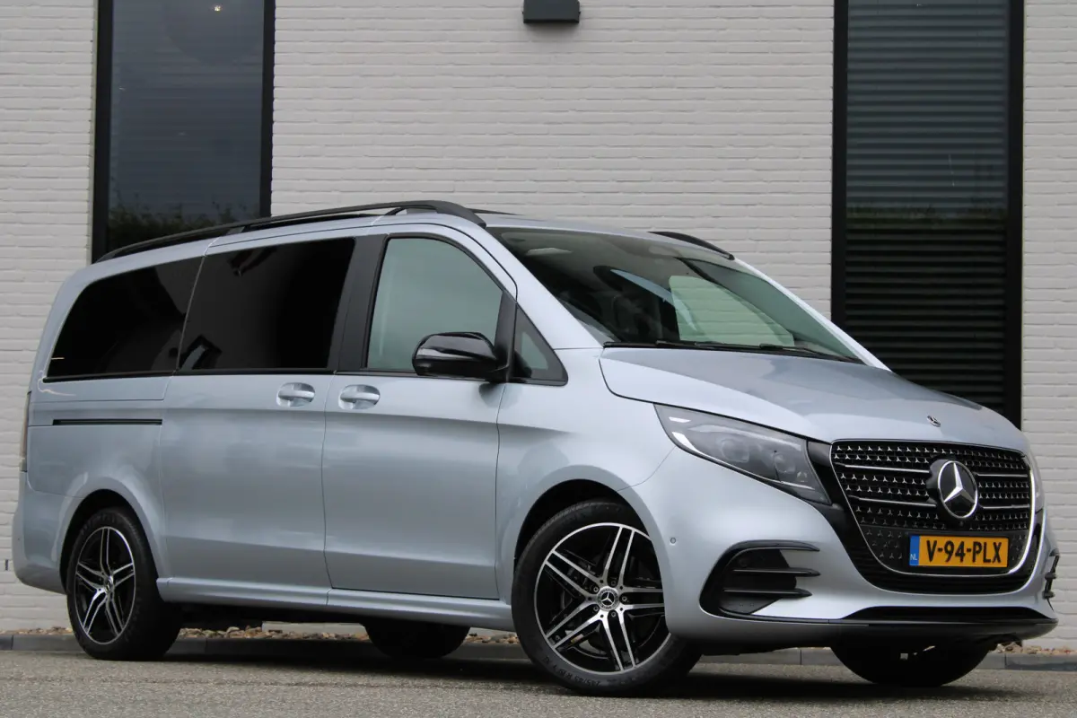 250d / DC / 4-Matic / AMG / Panorama / 2x Elec Schuifd / 360 Cam / Burmester / Vol Opties / NIEUWSTAAT