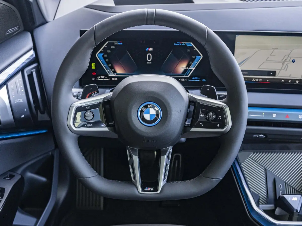 xDrive30e | M SPortpakket Pro | Premium Pack | Comfort Access | Driving Assistant Plus | Panoramadak | Harman Kardon | Stoelventilatie | Trekhaak