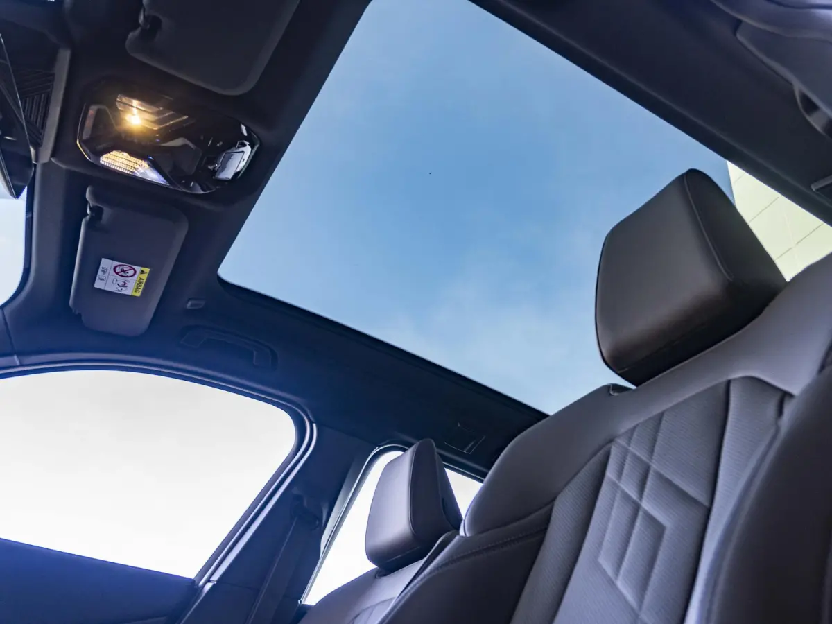 xDrive30e | M SPortpakket Pro | Premium Pack | Comfort Access | Driving Assistant Plus | Panoramadak | Harman Kardon | Stoelventilatie | Trekhaak