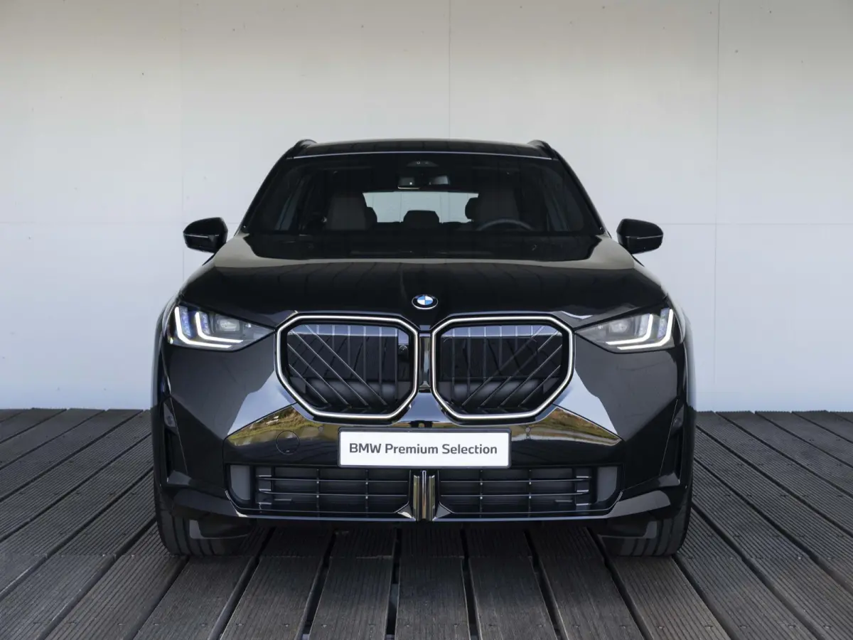 xDrive30e | M SPortpakket Pro | Premium Pack | Comfort Access | Driving Assistant Plus | Panoramadak | Harman Kardon | Stoelventilatie | Trekhaak