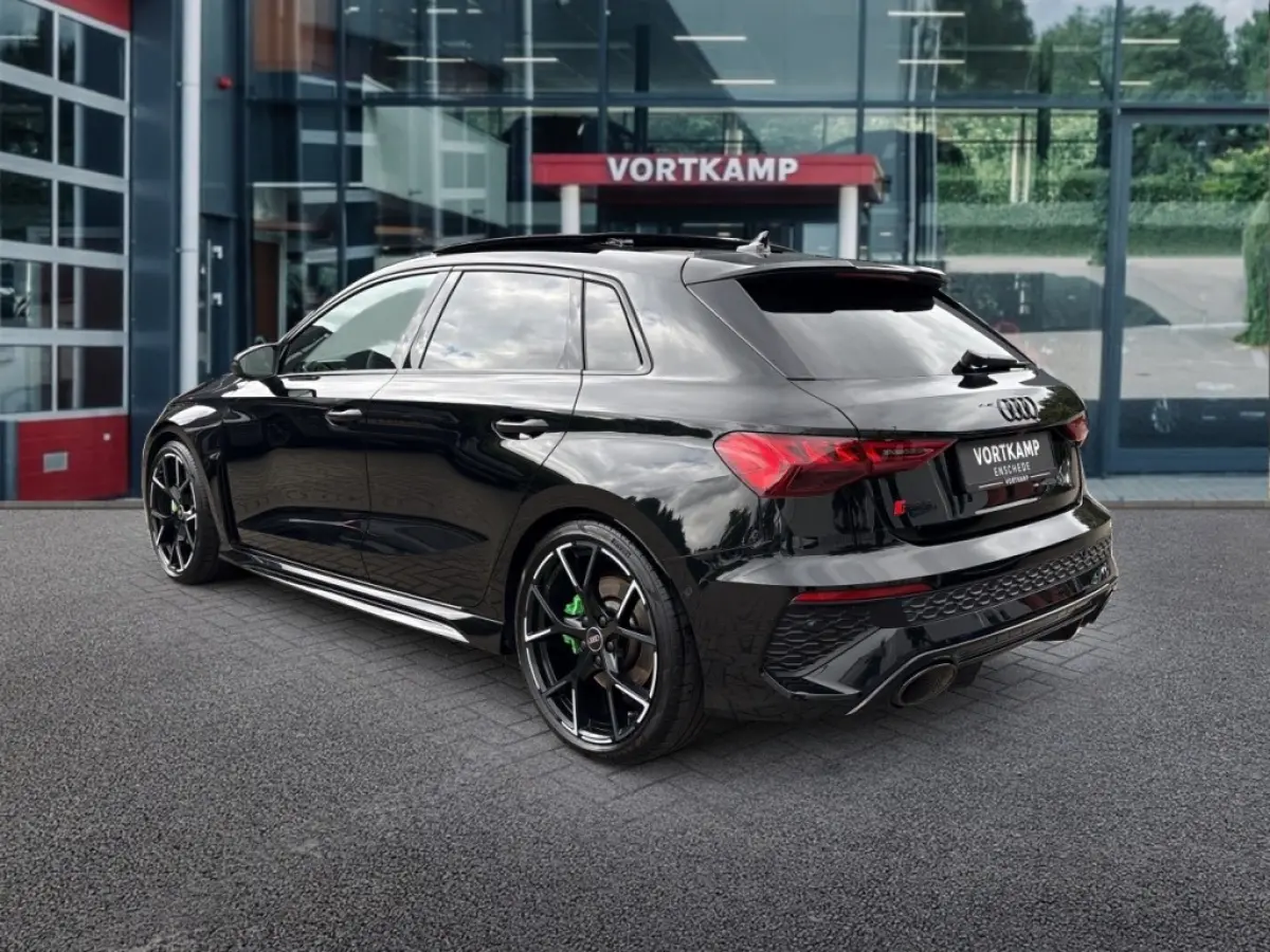 Rs3 2.5 TFSI QUATTRO HULK EDITION PANO-DAK/LEDER/CAMERA/B&O/ELEK-KLEP/ALCAN-STUUR