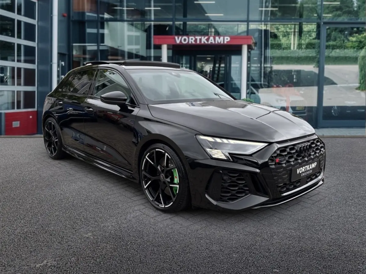 Rs3 2.5 TFSI QUATTRO HULK EDITION PANO-DAK/LEDER/CAMERA/B&O/ELEK-KLEP/ALCAN-STUUR
