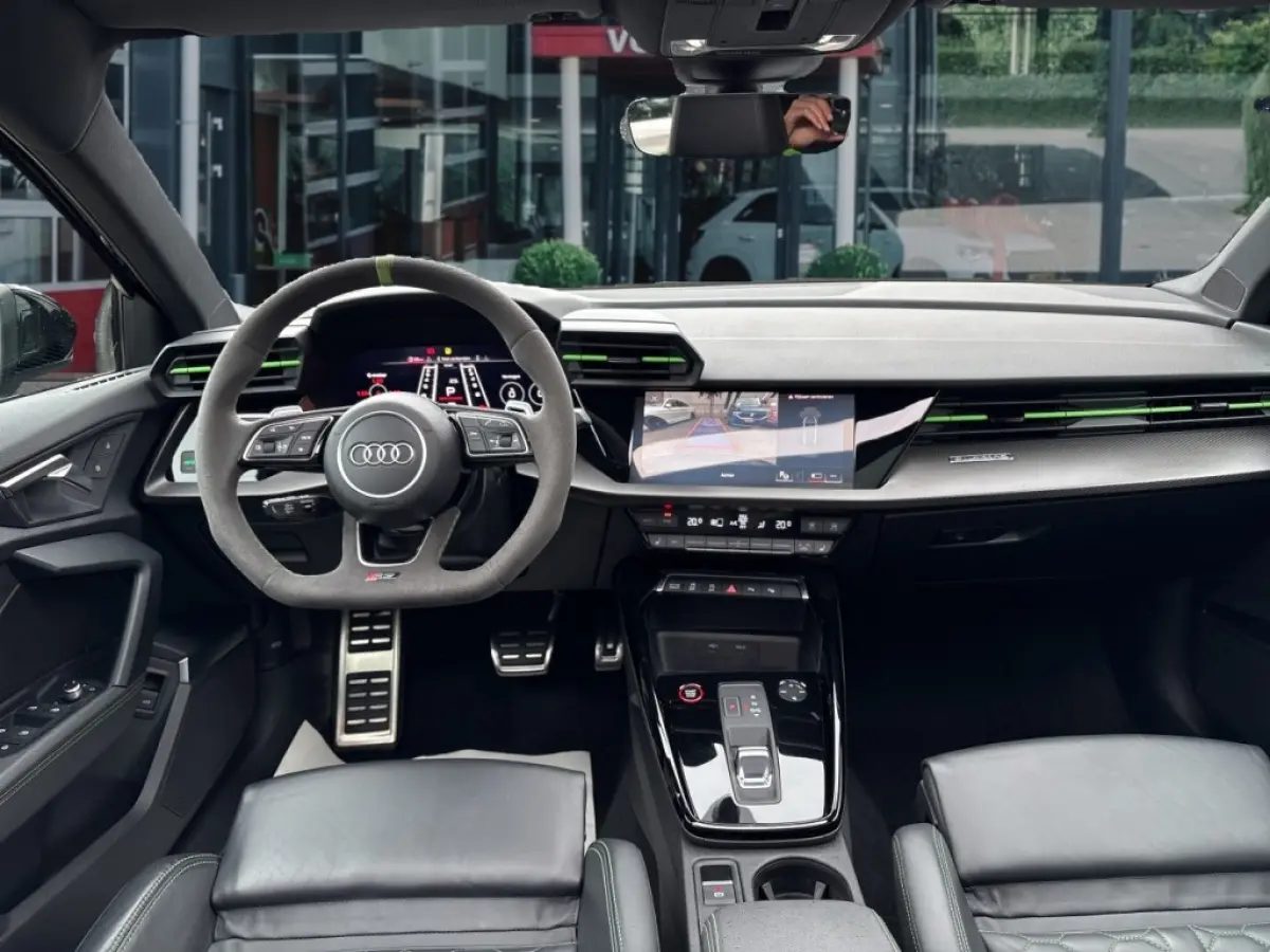 Rs3 2.5 TFSI QUATTRO HULK EDITION PANO-DAK/LEDER/CAMERA/B&O/ELEK-KLEP/ALCAN-STUUR