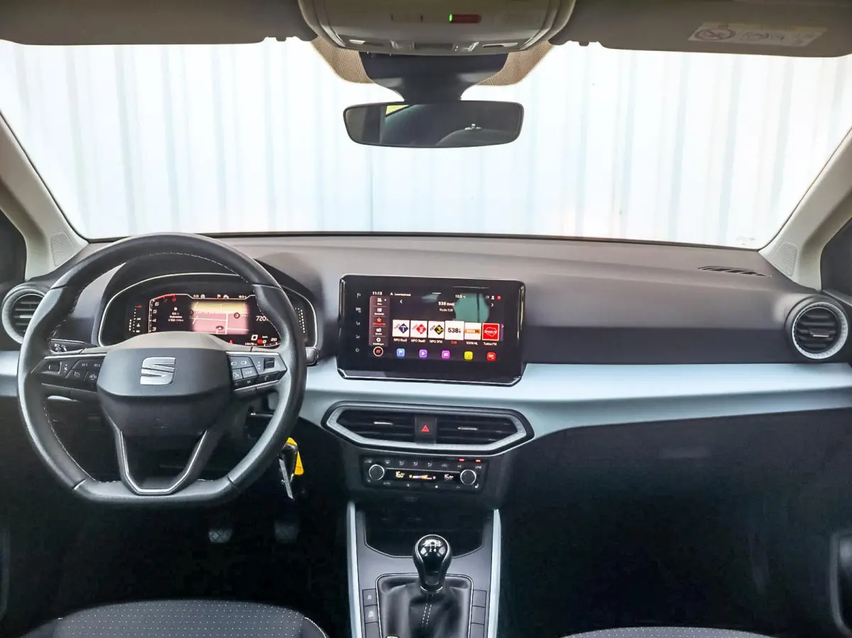 1.0 TSI 95pk Style Business Intense | Cruise Control | LED Koplampen | PDC Achter | Apple Carplay/Android Auto