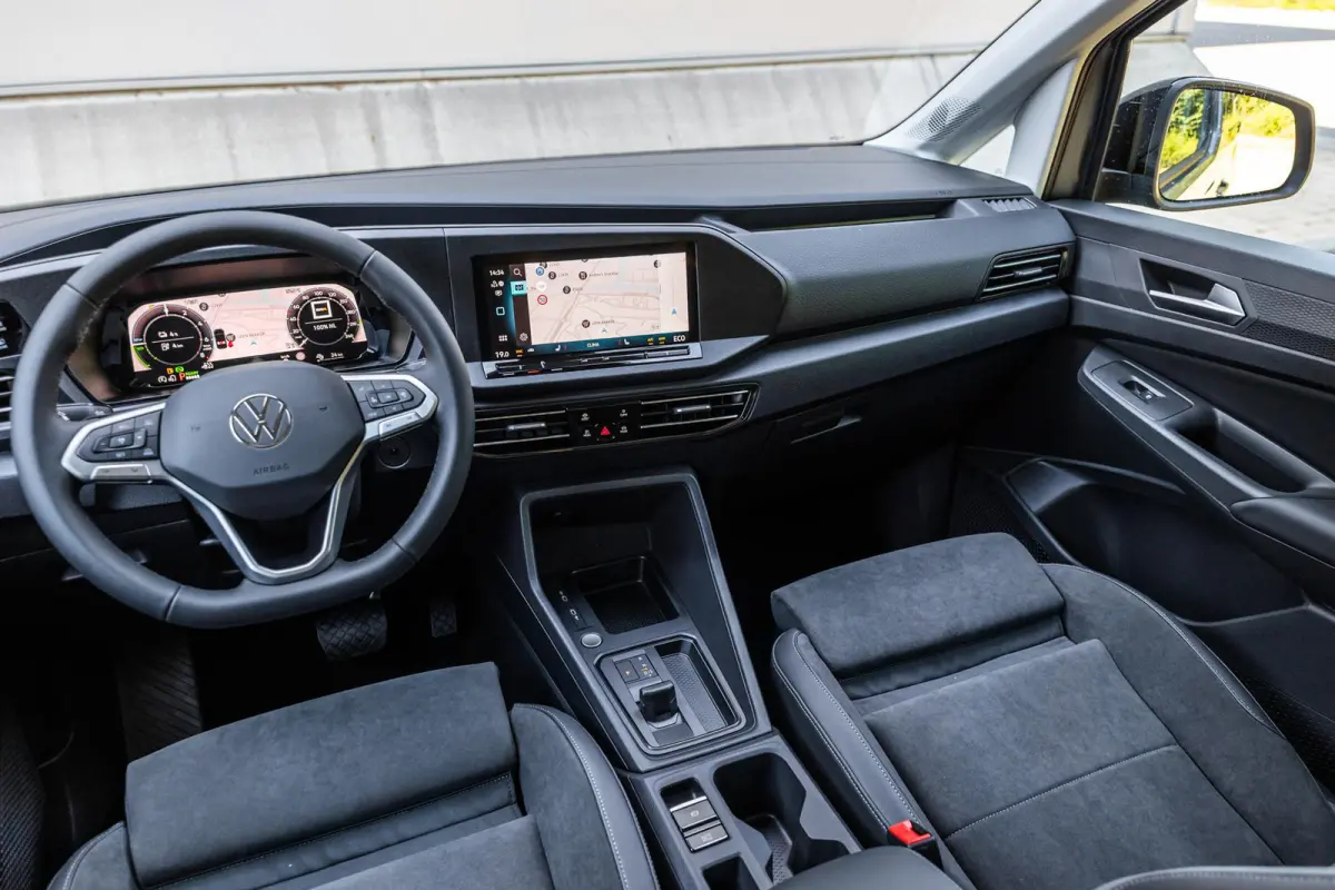 Kombi 1.5 TSI 150pk DSG Hybride Limited Edition | Trekhaak | Winter Pakket | Navigatie