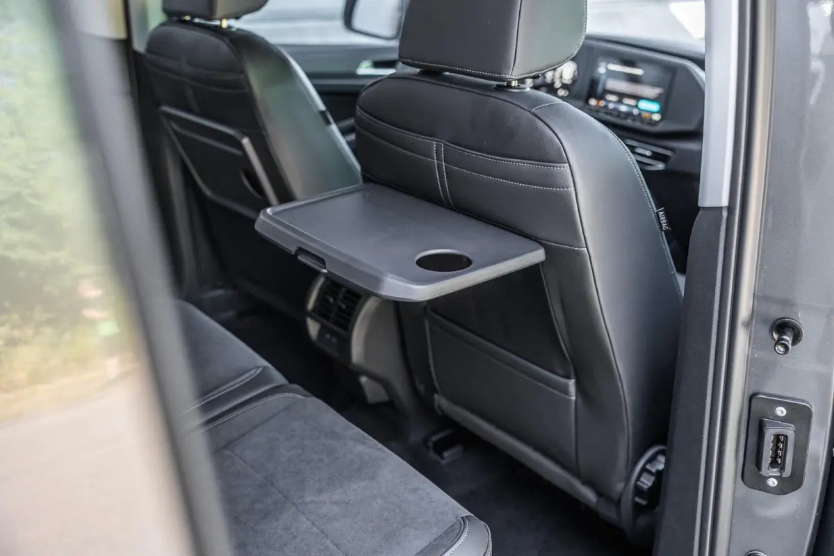 Kombi 1.5 TSI 150pk DSG Hybride Limited Edition | Trekhaak | Winter Pakket | Navigatie