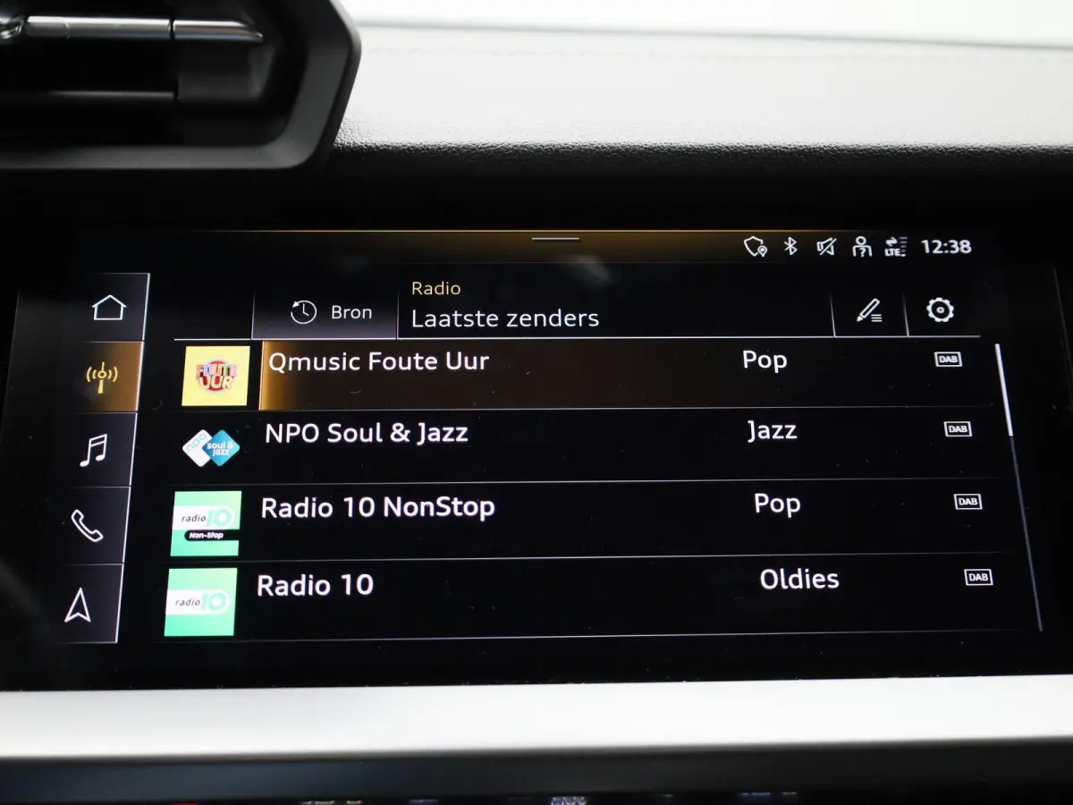 30 TFSI S edition | NAVIGATIE | DIGITAAL DASHBOARD | CLIMATE CONTROL | ADAPTIEF CRUISECONTROL | AUDI SPORT | LMV | LED |