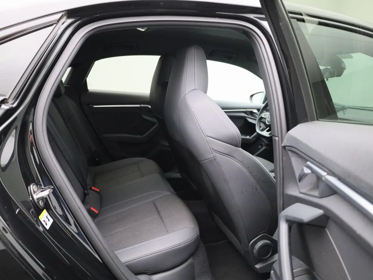 30 TFSI S edition | NAVIGATIE | DIGITAAL DASHBOARD | CLIMATE CONTROL | ADAPTIEF CRUISECONTROL | AUDI SPORT | LMV | LED |