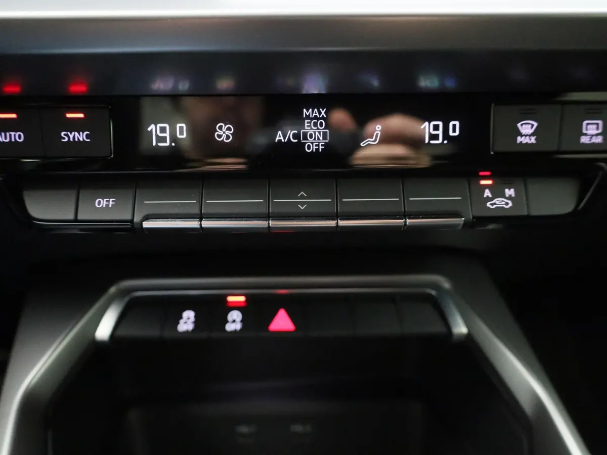 30 TFSI S edition | NAVIGATIE | DIGITAAL DASHBOARD | CLIMATE CONTROL | ADAPTIEF CRUISECONTROL | AUDI SPORT | LMV | LED |