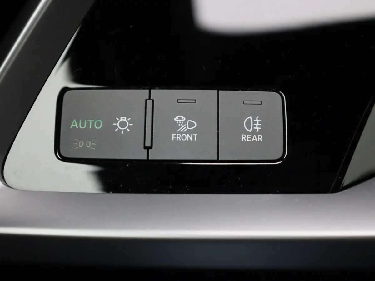 30 TFSI S edition | NAVIGATIE | DIGITAAL DASHBOARD | CLIMATE CONTROL | ADAPTIEF CRUISECONTROL | AUDI SPORT | LMV | LED |