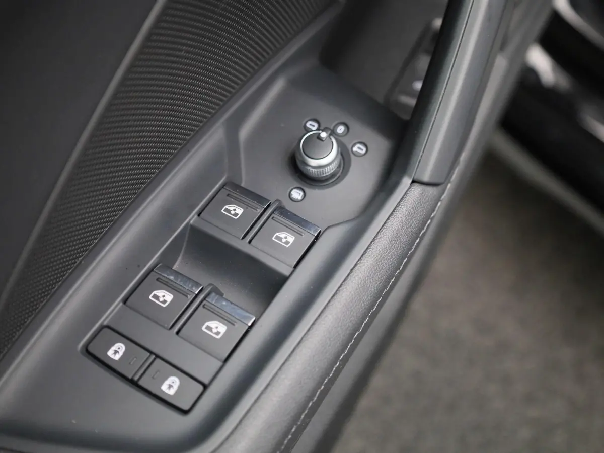 30 TFSI S edition | NAVIGATIE | DIGITAAL DASHBOARD | CLIMATE CONTROL | ADAPTIEF CRUISECONTROL | AUDI SPORT | LMV | LED |