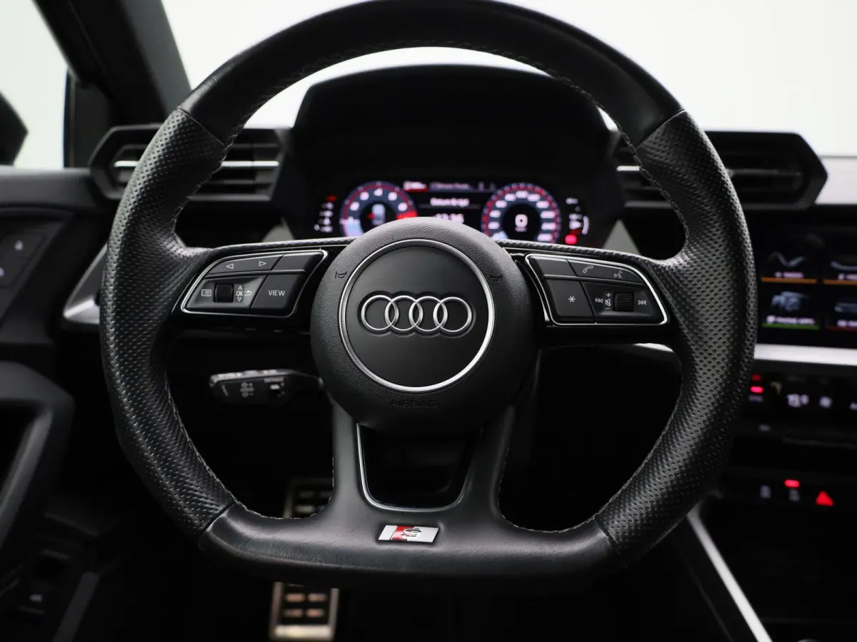 30 TFSI S edition | NAVIGATIE | DIGITAAL DASHBOARD | CLIMATE CONTROL | ADAPTIEF CRUISECONTROL | AUDI SPORT | LMV | LED |