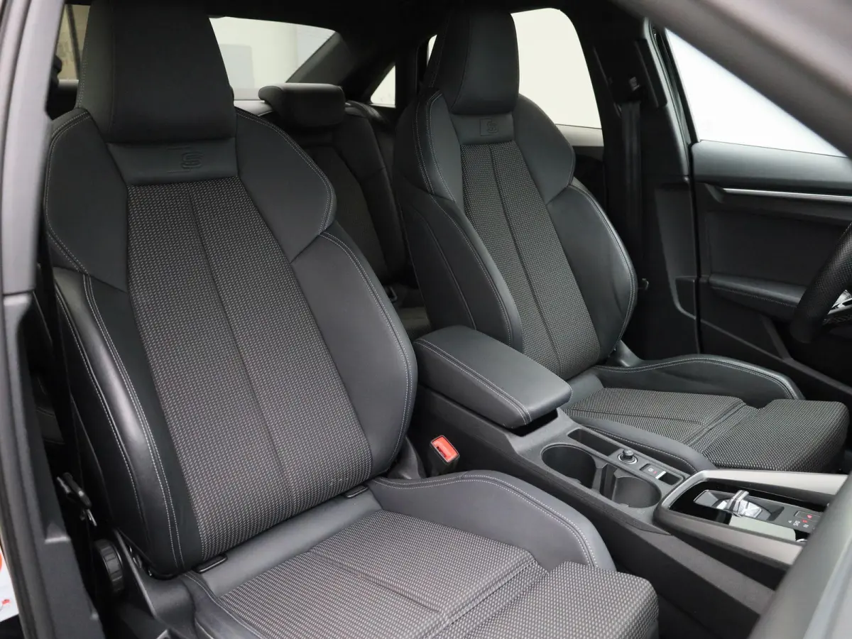 30 TFSI S edition | NAVIGATIE | DIGITAAL DASHBOARD | CLIMATE CONTROL | ADAPTIEF CRUISECONTROL | AUDI SPORT | LMV | LED |