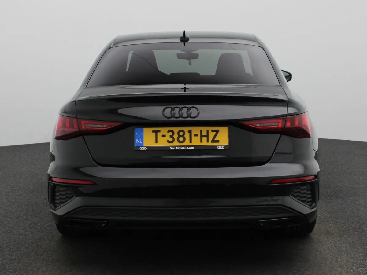 30 TFSI S edition | NAVIGATIE | DIGITAAL DASHBOARD | CLIMATE CONTROL | ADAPTIEF CRUISECONTROL | AUDI SPORT | LMV | LED |