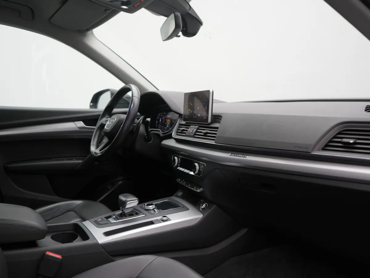 50 TFSI e Quattro S Line PHEV 300pk | Trekhaak Af Fabriek | Head Up | Camera | Voorstoelen Verwarmd | Apple Carplay | Navigatie | Virtual | Plug in Hybrid