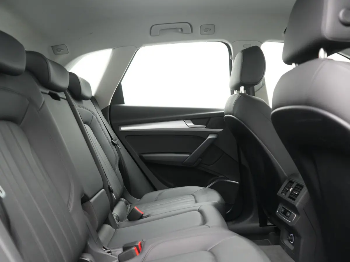 50 TFSI e Quattro S Line PHEV 300pk | Trekhaak Af Fabriek | Head Up | Camera | Voorstoelen Verwarmd | Apple Carplay | Navigatie | Virtual | Plug in Hybrid