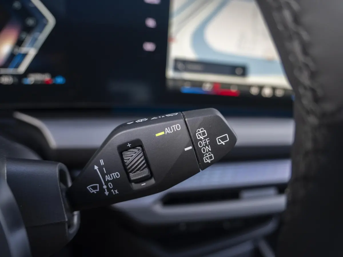 120 | M Sportpakket Pro | Innovation Pack | Stuurwielrand verwarmd | Harman-Kardon | Comfort Access | Head-Up Display | Panoramadak | Trekhaak