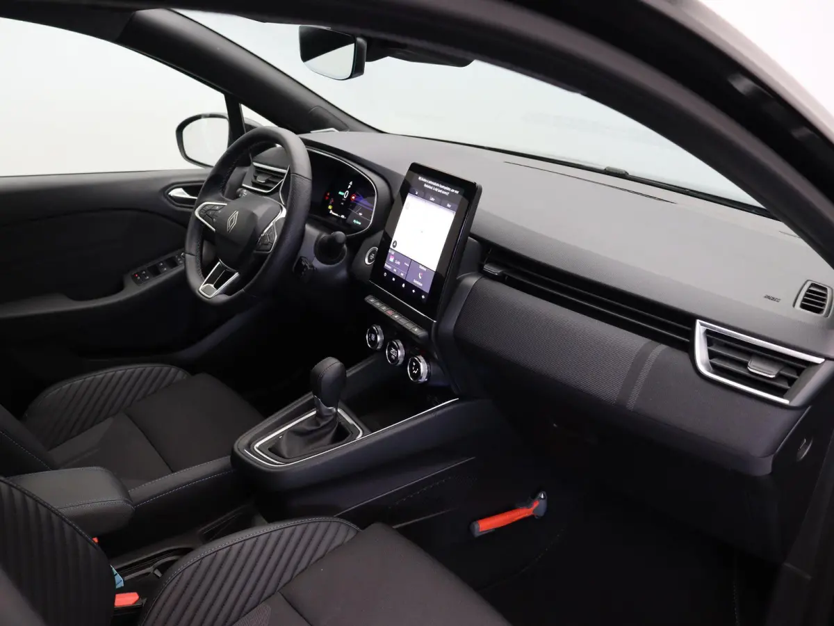 1.6 E-Tech Full Hybrid 145 esprit Alpine | Stoel-stuur verwarming | BOSE audio | Adaptieve cruise control | Achteruitrijcamera | Navigatie |