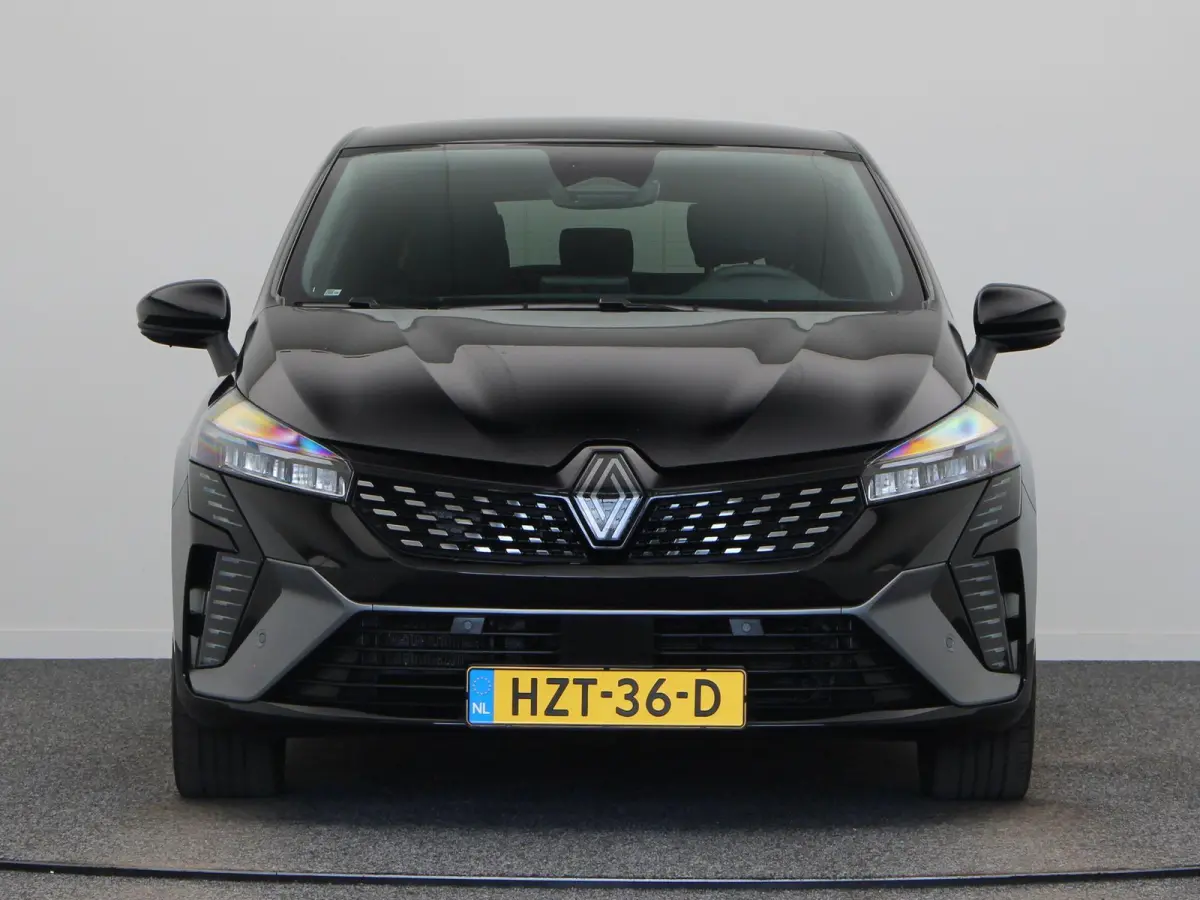 1.6 E-Tech Full Hybrid 145 esprit Alpine | Stoel-stuur verwarming | BOSE audio | Adaptieve cruise control | Achteruitrijcamera | Navigatie |