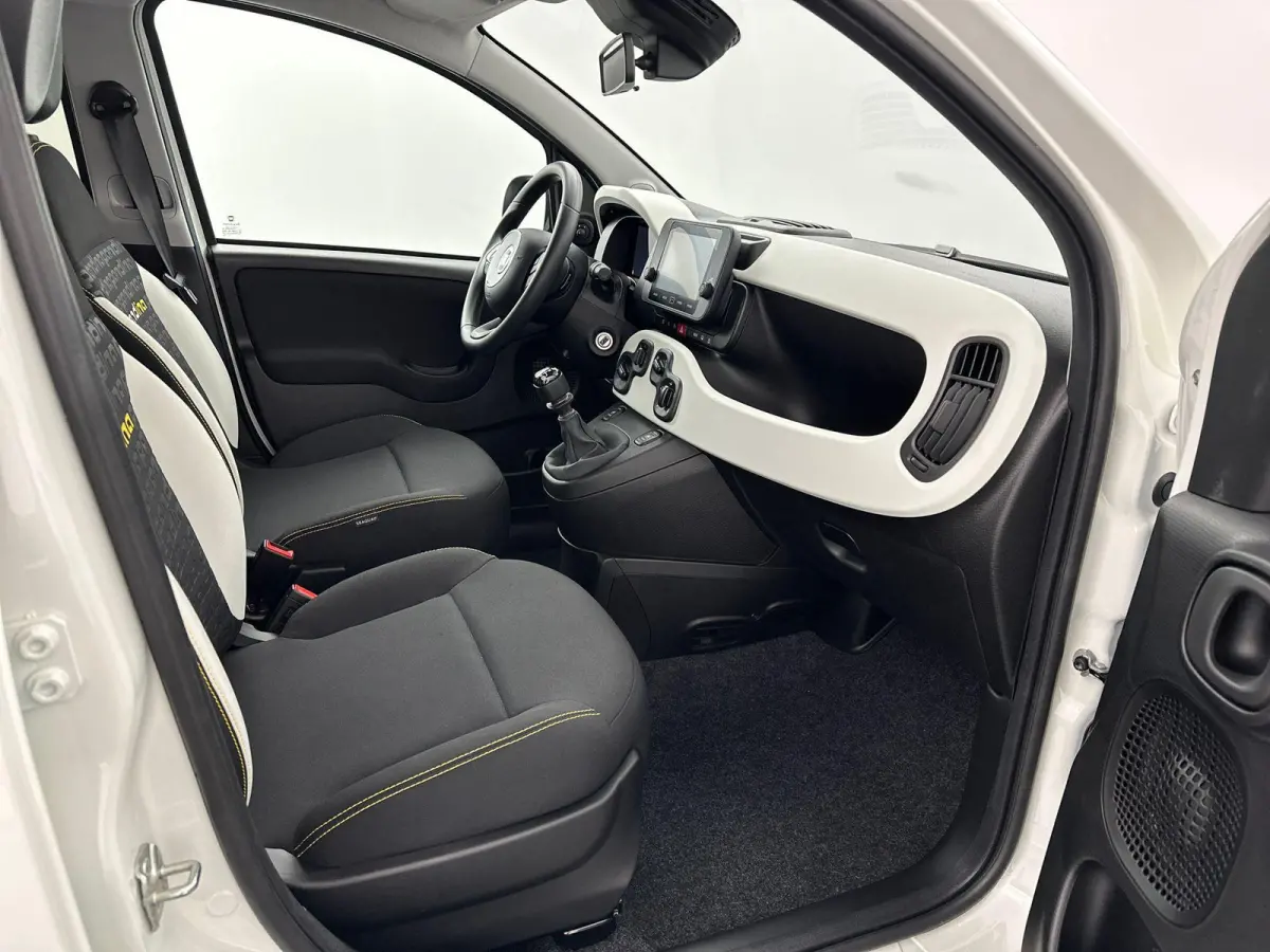 1.0 Hybrid Cross | DEMOVOORDEEL | Apple Carplay&Android Auto | PDC achter | Airco | 2+6 JAAR GARANTIE