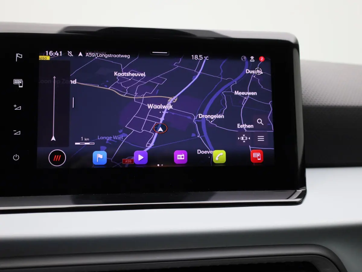 1.0 EcoTSI Style Business Intense | DIGITAAL DASHBOARD | CLIMATE CONTROL | STOELVERWARMING | LMV | PARKEERSENSOREN | APPLE CARPLAY |