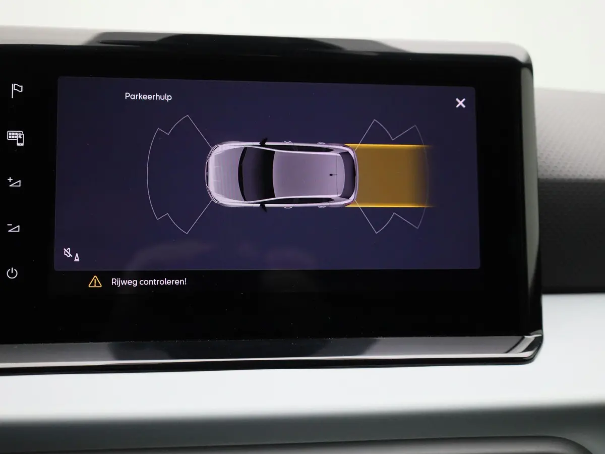 1.0 EcoTSI Style Business Intense | DIGITAAL DASHBOARD | CLIMATE CONTROL | STOELVERWARMING | LMV | PARKEERSENSOREN | APPLE CARPLAY |