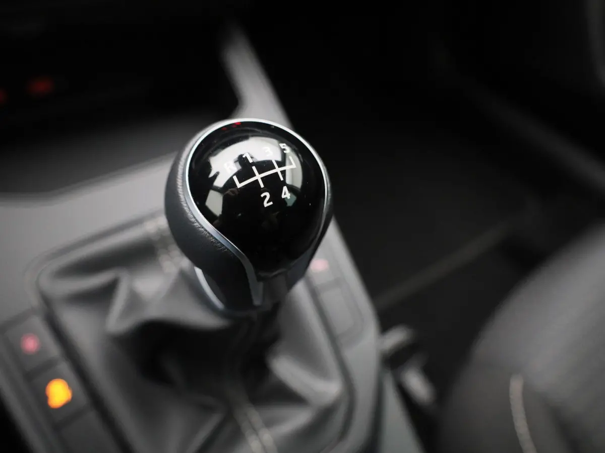 1.0 EcoTSI Style Business Intense | DIGITAAL DASHBOARD | CLIMATE CONTROL | STOELVERWARMING | LMV | PARKEERSENSOREN | APPLE CARPLAY |