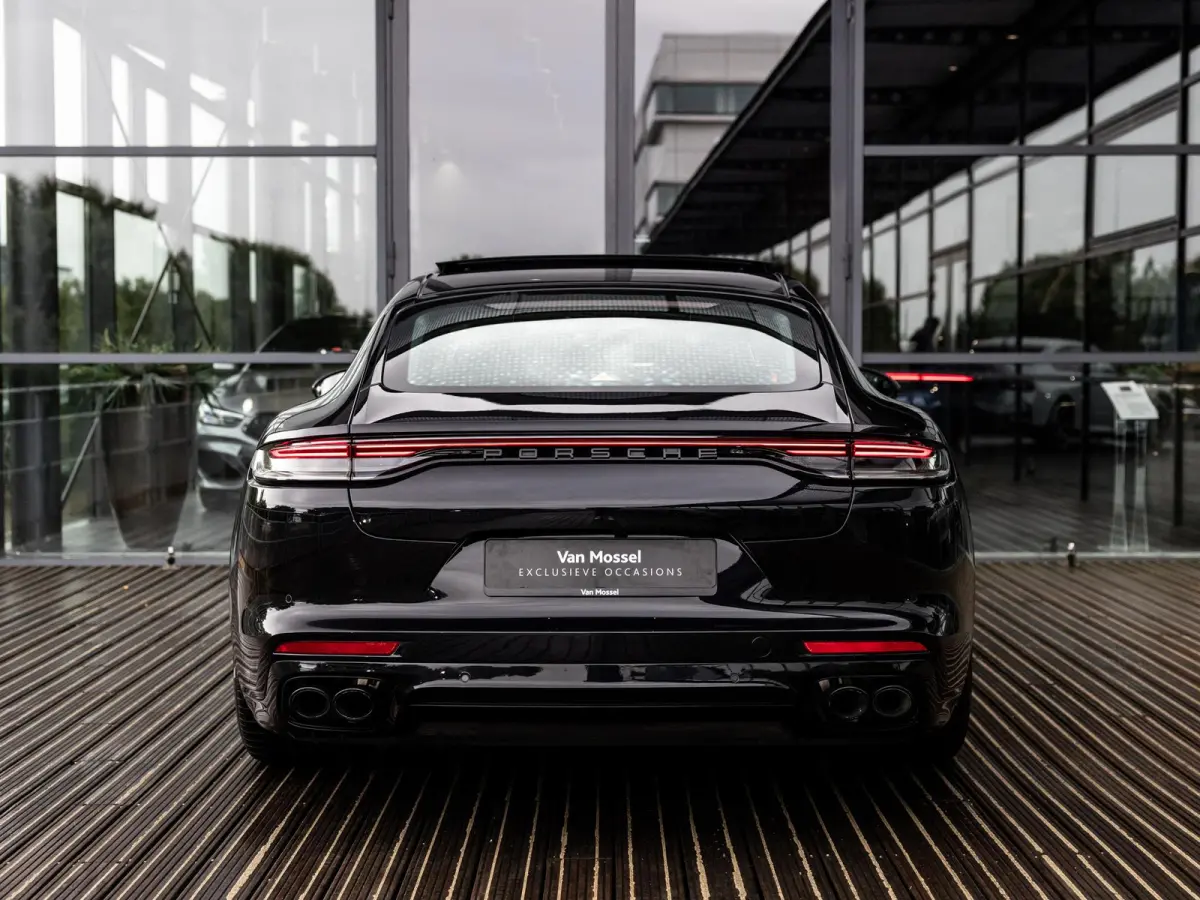 2.9 4 E-Hybrid | SPORTDESIGN | SPORTUITLAATSYSTEEM | PANORAMA/SCHUIF-KANTELDAK | BOSE | SOFTCLOSE | ADAPTIEVE CRUISE CONTROL | PASM LUCHTVERING | SFEERVERLICHTING | ACHTERUITRIJCAMERA | NL G