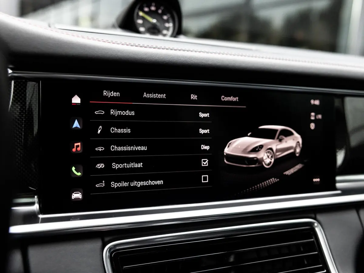 2.9 4 E-Hybrid | SPORTDESIGN | SPORTUITLAATSYSTEEM | PANORAMA/SCHUIF-KANTELDAK | BOSE | SOFTCLOSE | ADAPTIEVE CRUISE CONTROL | PASM LUCHTVERING | SFEERVERLICHTING | ACHTERUITRIJCAMERA | NL G