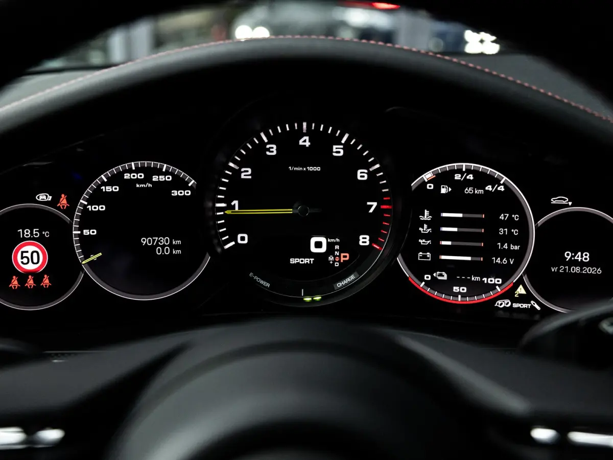 2.9 4 E-Hybrid | SPORTDESIGN | SPORTUITLAATSYSTEEM | PANORAMA/SCHUIF-KANTELDAK | BOSE | SOFTCLOSE | ADAPTIEVE CRUISE CONTROL | PASM LUCHTVERING | SFEERVERLICHTING | ACHTERUITRIJCAMERA | NL G