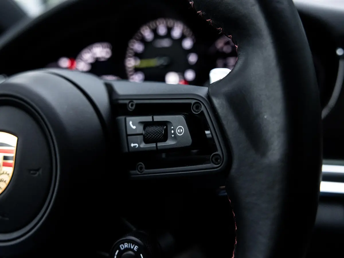 2.9 4 E-Hybrid | SPORTDESIGN | SPORTUITLAATSYSTEEM | PANORAMA/SCHUIF-KANTELDAK | BOSE | SOFTCLOSE | ADAPTIEVE CRUISE CONTROL | PASM LUCHTVERING | SFEERVERLICHTING | ACHTERUITRIJCAMERA | NL G