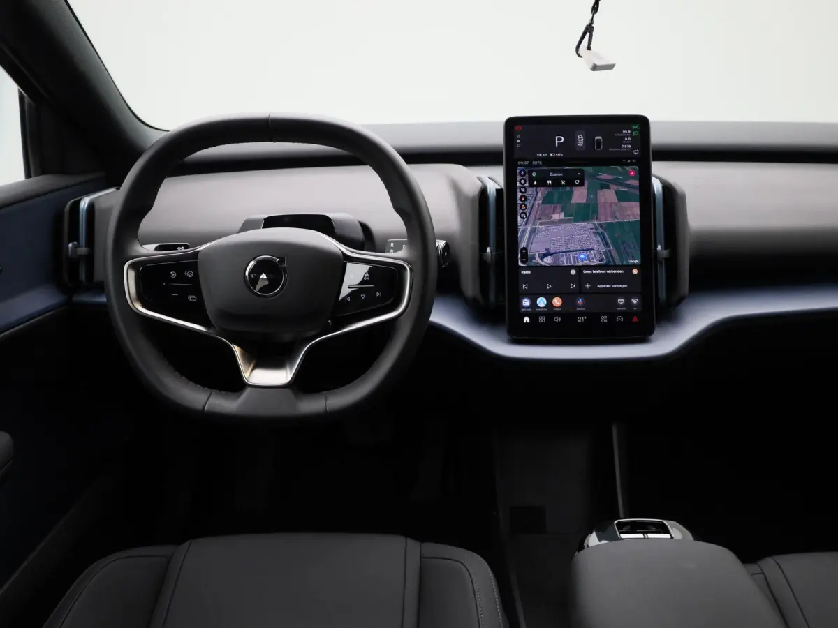 Single Motor Extended Range Core 69KWh | NAVIGATIE | CAMERA | APPLE CARPLAY / ANDROID AUTO | CLIMATE CONTROL | LED | CRUISE CONTROL |