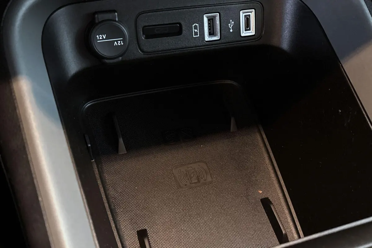 1.2 Longitude Stoelverwarming Keyless Camera Adaptive Cruise