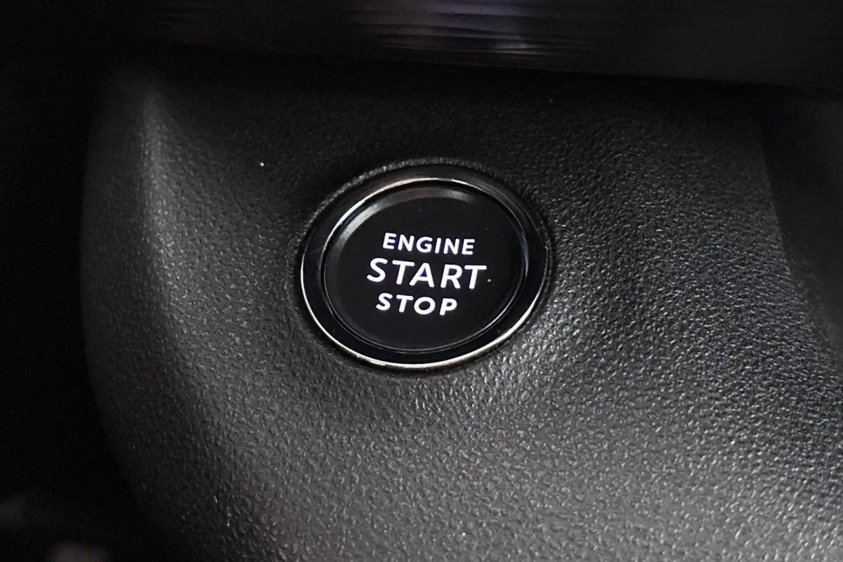 1.2 Longitude Stoelverwarming Keyless Camera Adaptive Cruise