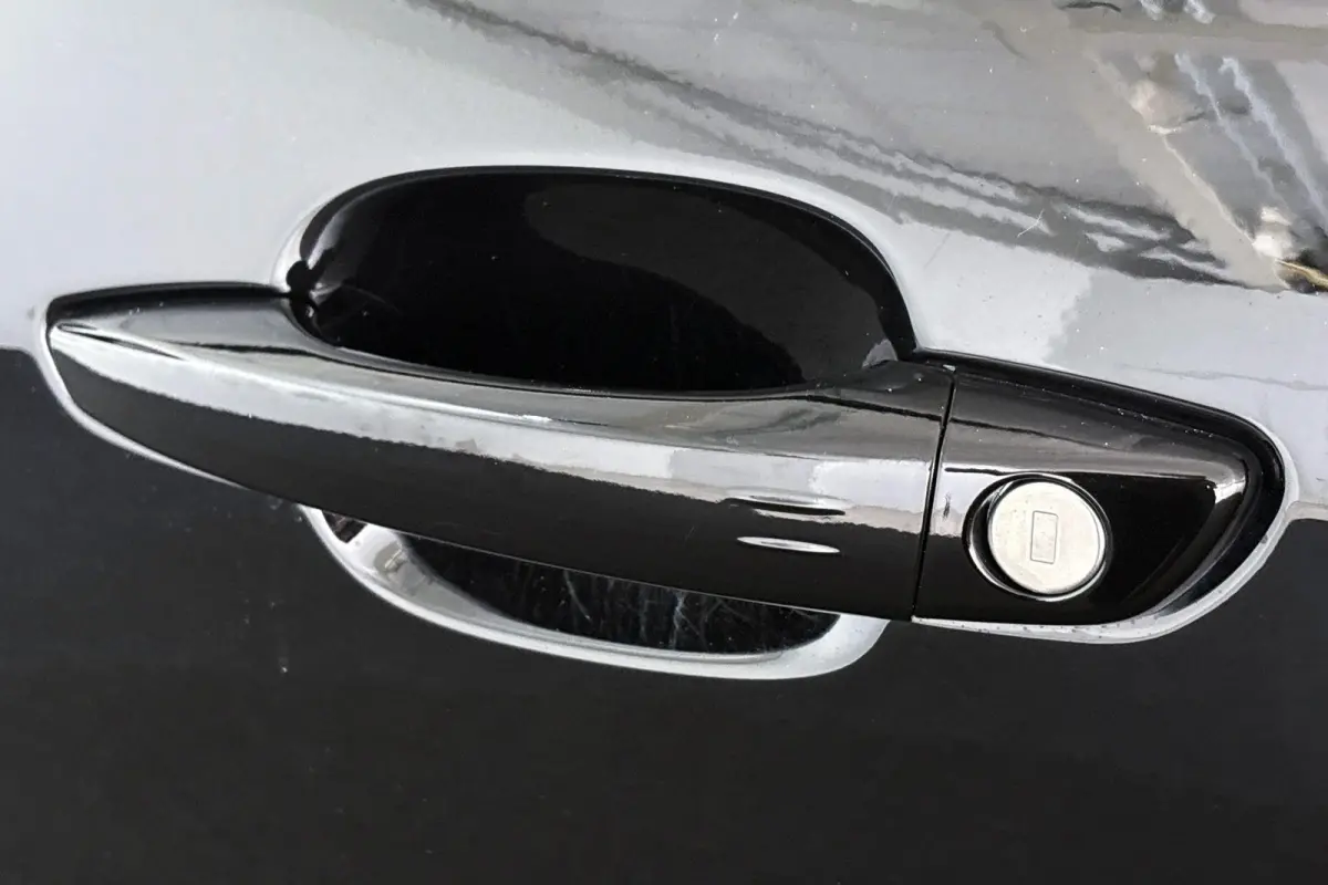 1.2 Longitude Stoelverwarming Keyless Camera Adaptive Cruise