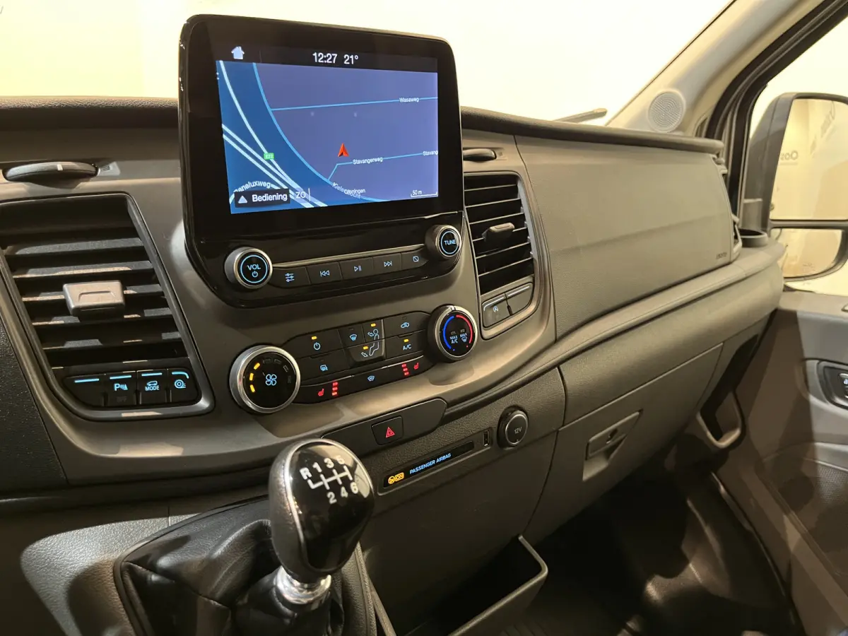 350 2.0 TDCI L2H2 Trend 130 PK / Euro 6  / Airco / Cruise Control / CarPlay / PDC / Navigatie / 3-Zits
