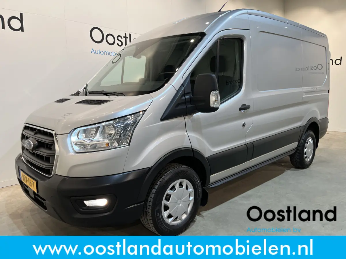 350 2.0 TDCI L2H2 Trend 130 PK / Euro 6  / Airco / Cruise Control / CarPlay / PDC / Navigatie / 3-Zits