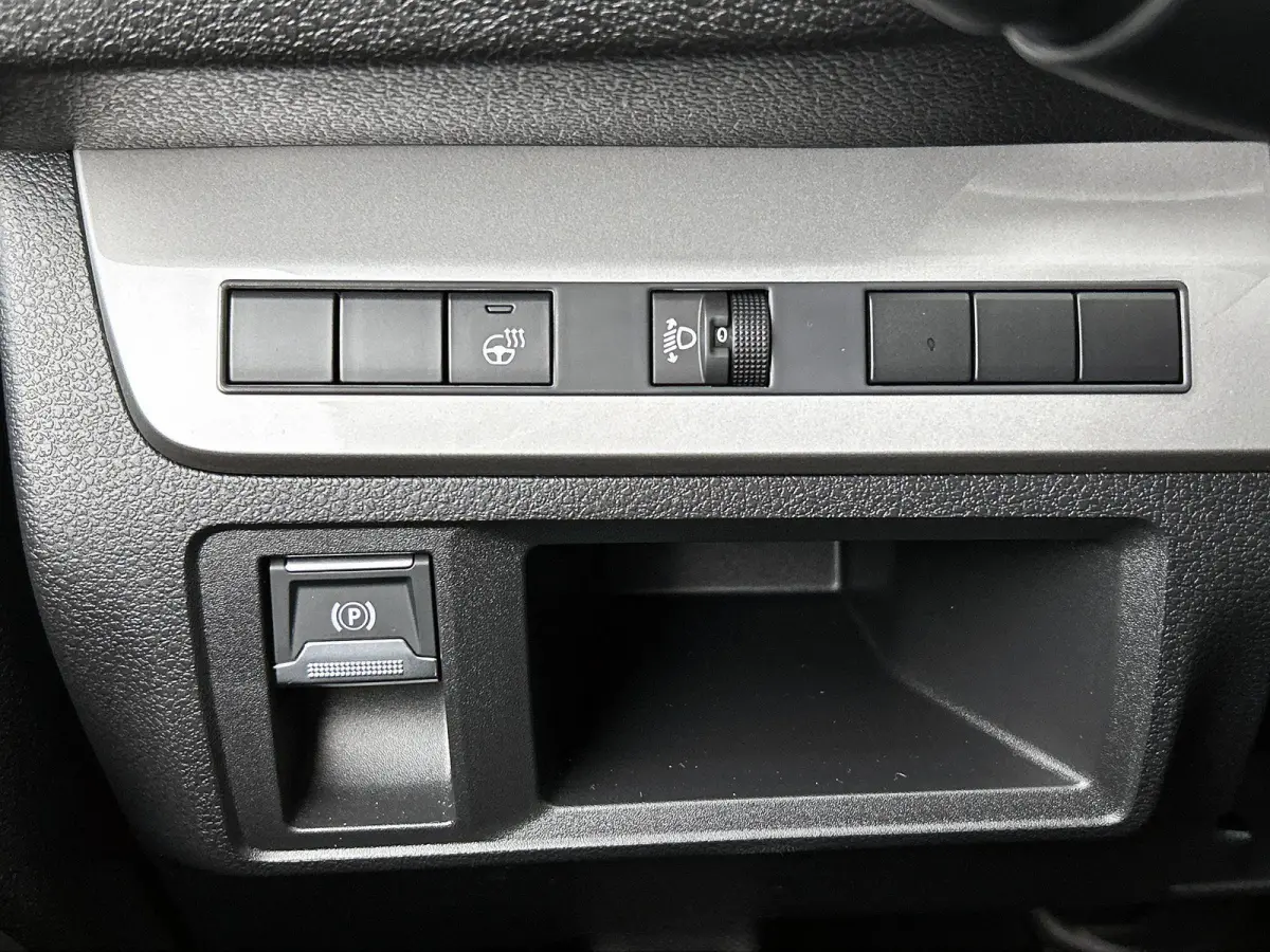 L3 75 kWh 136pk | DEMO | Camera | Apple Carplay / Andoid Auto | Laadruimtepakket