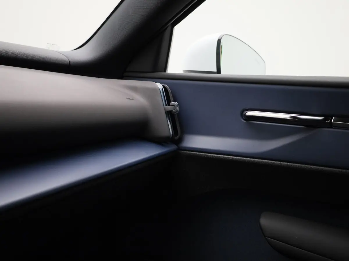 Single Motor Extended Range Core 69Kwh | CAMERA | NAVIGATIE | CLIMATE CONTROL | CRUISE CONTROL | PARKEERSENSOREN | LED | LMV |