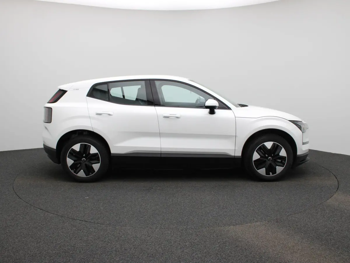 Single Motor Extended Range Core 69Kwh | CAMERA | NAVIGATIE | CLIMATE CONTROL | CRUISE CONTROL | PARKEERSENSOREN | LED | LMV |