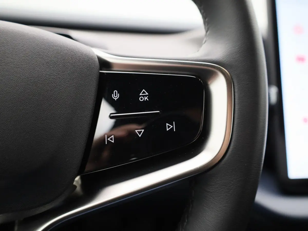 Single Motor Extended Range Core 69Kwh | CAMERA | NAVIGATIE | CLIMATE CONTROL | CRUISE CONTROL | PARKEERSENSOREN | LED | LMV |