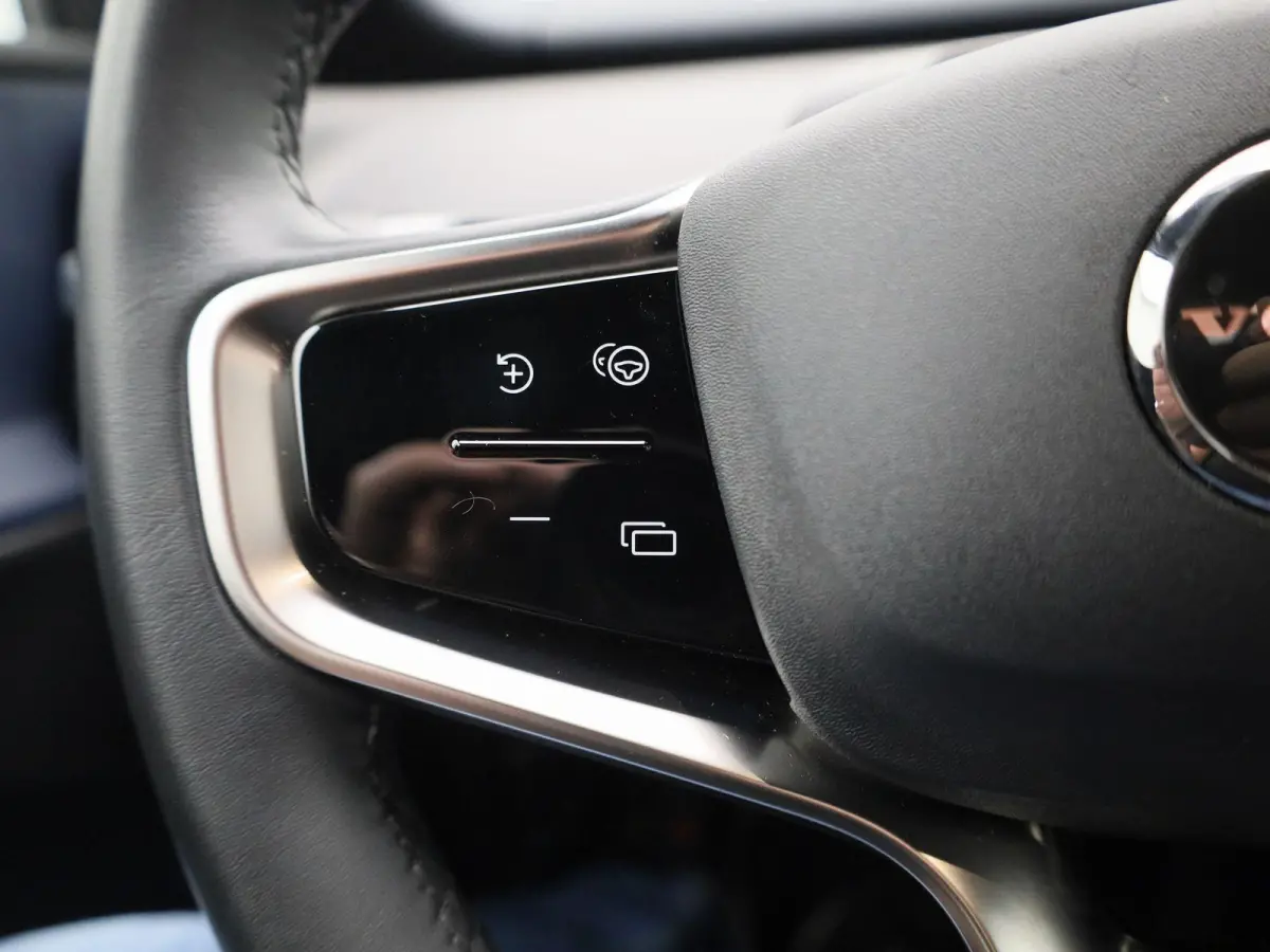 Single Motor Extended Range Core 69Kwh | CAMERA | NAVIGATIE | CLIMATE CONTROL | CRUISE CONTROL | PARKEERSENSOREN | LED | LMV |