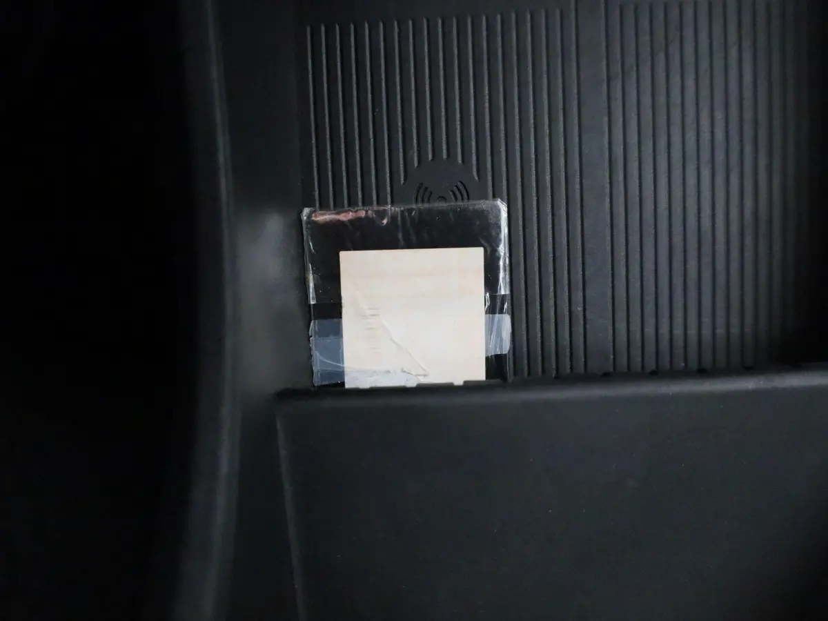 Single Motor Extended Range Core 69Kwh | CAMERA | NAVIGATIE | CLIMATE CONTROL | CRUISE CONTROL | PARKEERSENSOREN | LED | LMV |