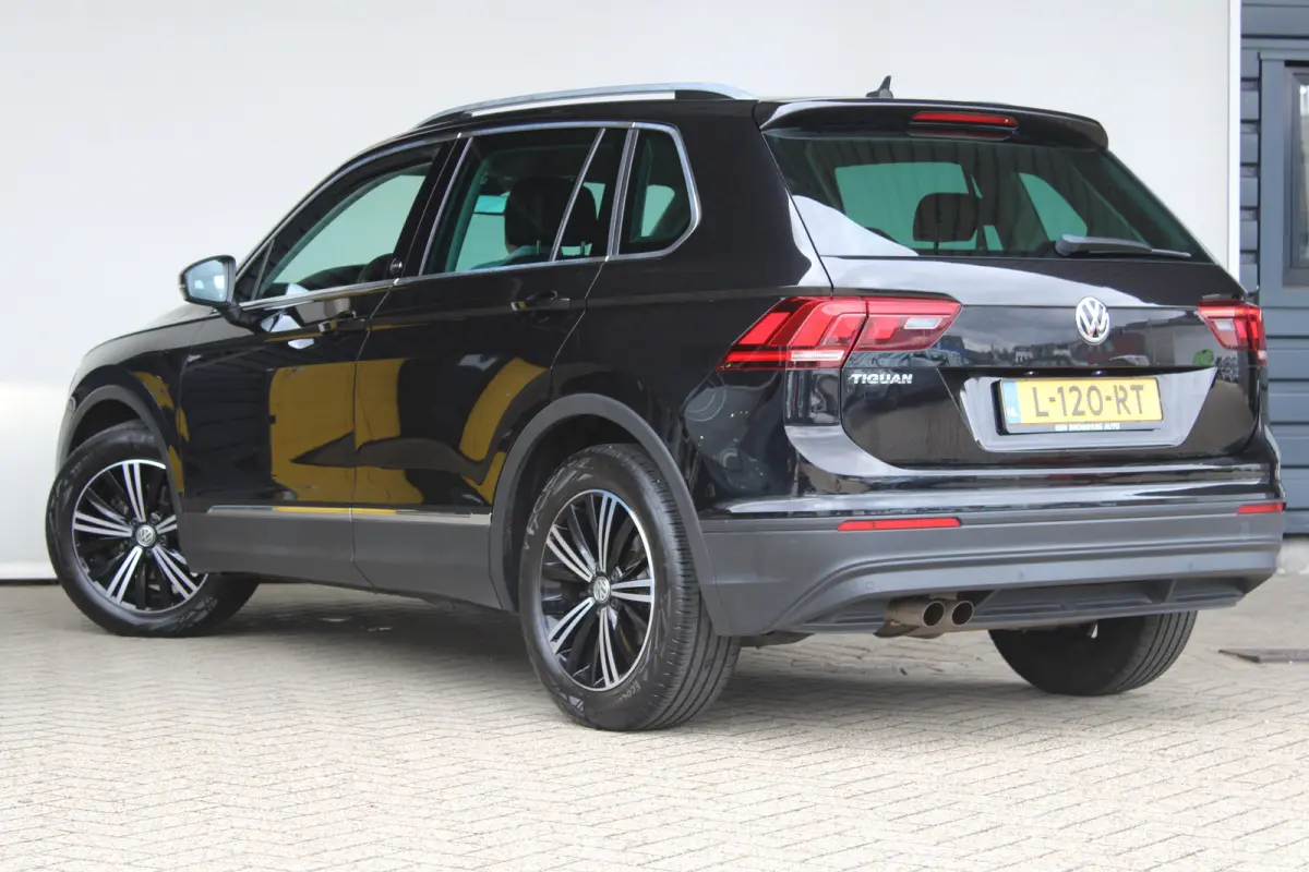 1.4 TSI ACT Comfortline Business | Beats Audio | Adaptieve cruise control | Dodehoek-detectie | Stoelverwarming |