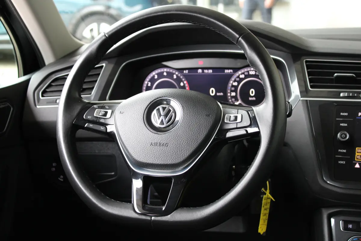 1.4 TSI ACT Comfortline Business | Beats Audio | Adaptieve cruise control | Dodehoek-detectie | Stoelverwarming |