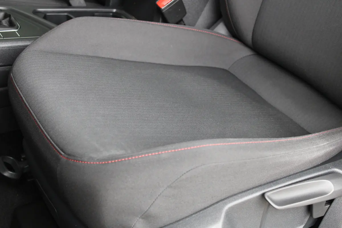 1.4 TSI ACT Comfortline Business | Beats Audio | Adaptieve cruise control | Dodehoek-detectie | Stoelverwarming |