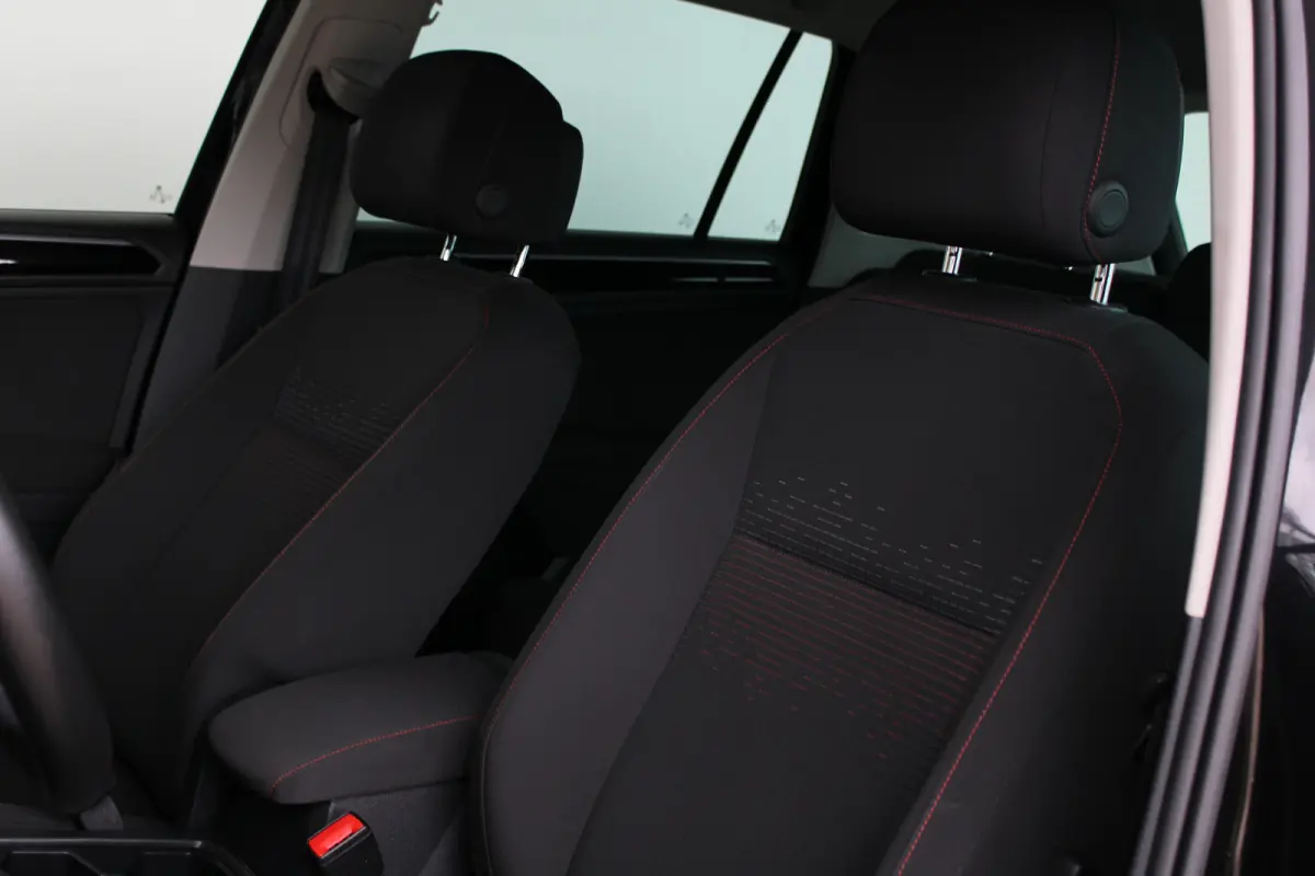 1.4 TSI ACT Comfortline Business | Beats Audio | Adaptieve cruise control | Dodehoek-detectie | Stoelverwarming |