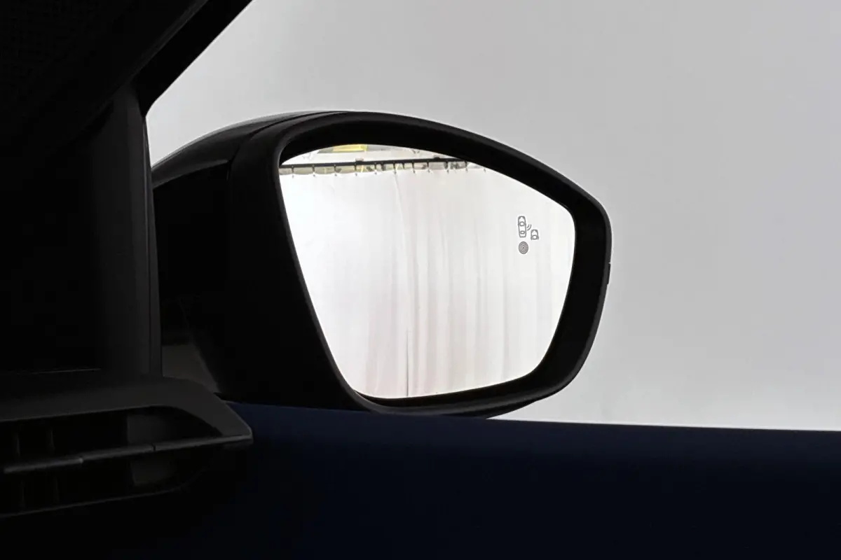 1.2 Turbo Hybrid HF Line Camera Apple CarPlay