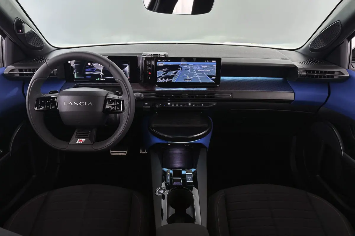 1.2 Turbo Hybrid HF Line Camera Apple CarPlay
